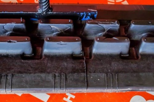 Резиновая гусеница 230x96x36 фото 3