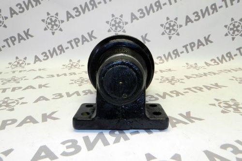 Поддерживающий каток на Hitachi EX135UR фото 2