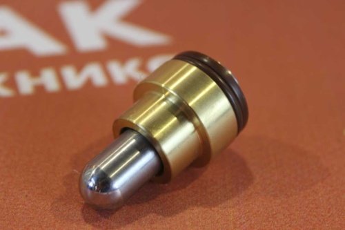 Толкатель на джойстик экскаватора Komatsu PC200-3/5 фото 3