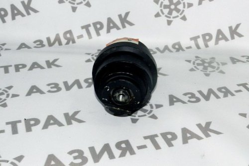 Опорный каток на JCB 801 фото 2 Опорный каток на JCB 801 фото 2