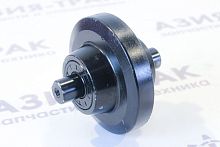 Опорный каток на Yanmar YB151 (1) Опорный каток на Yanmar YB151 (1)