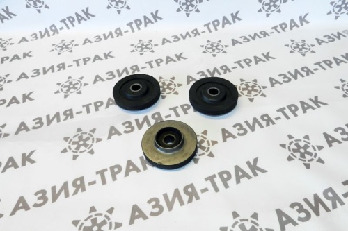 Подушка двигателя Kobelco SK100-1/3 D110xH32