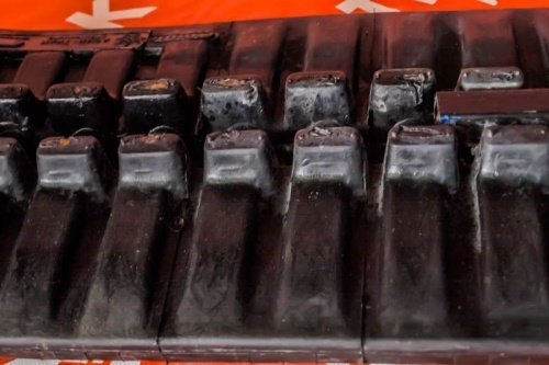 Резиновая гусеница 300x52,5x78N фото 3 Резиновая гусеница 300x52,5x78N фото 3