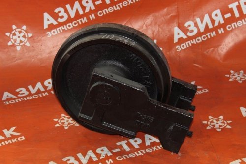 Колесо направляющее (ленивец) Bobcat E45 (1)