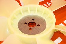 1629274110, Вентилятор радиатора Hitachi EX40UR-3 (Kubota.V1505) 1629274110, Вентилятор радиатора Hitachi EX40UR-3 (Kubota.V1505)