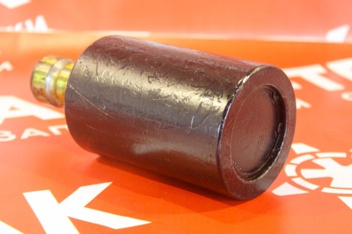 Поддерживающий каток на Yanmar B7 фото 3 Поддерживающий каток на Yanmar B7 фото 3