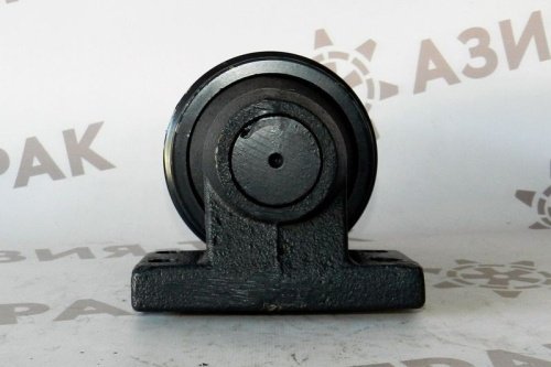 Поддерживающий каток на Komatsu PC60.5(2) фото 4 Поддерживающий каток на Komatsu PC60.5(2) фото 4