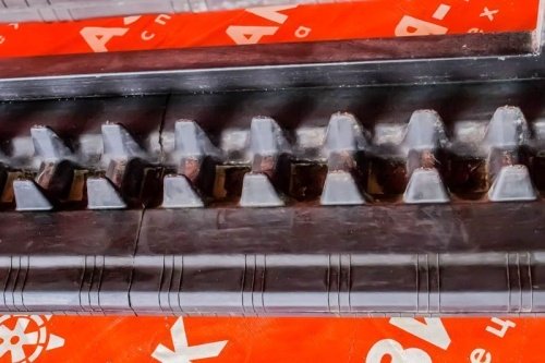 Резиновая гусеница 320x86x50B (D) фото 3