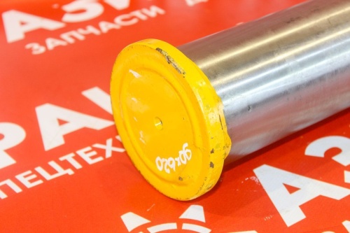 Палец ковша 90*620 несмазываемый фото 3