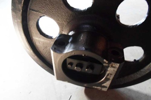 Колесо направляющее (ленивец) Takeuchi TL140 / TL150 / TL240 / TL250 фото 5 Колесо направляющее (ленивец) Takeuchi TL140 / TL150 / TL240 / TL250 фото 5