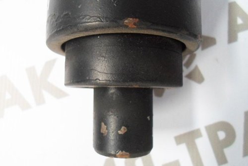 Поддерживающий каток на Komatsu PC75UU.2 фото 5 Поддерживающий каток на Komatsu PC75UU.2 фото 5