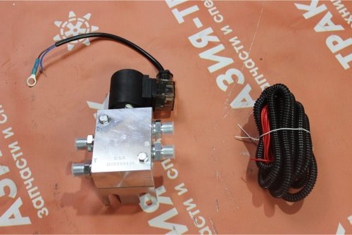 Клапан для гидравлического быстросъема 24V фото 2 Клапан для гидравлического быстросъема 24V фото 2