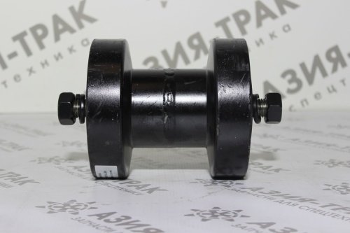 Опорный каток на Yanmar C20R