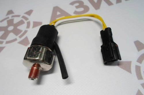 1-82410170-1 Датчик давления масла фото 2