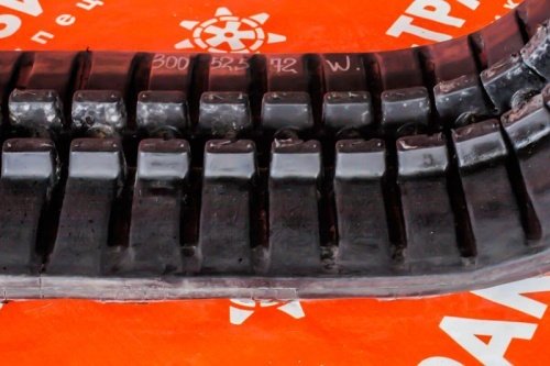 Резиновая гусеница 300x52,5x90W фото 3 Резиновая гусеница 300x52,5x90W фото 3