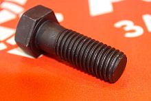 Болт для приводной звезды 18*2.5*50 Болт для приводной звезды 18*2.5*50