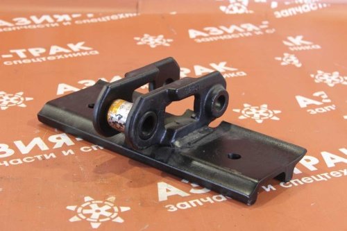 Звено цепи гусеничной с траком Komatsu PC30 (300mm, с пальцем) фото 4 Звено цепи гусеничной с траком Komatsu PC30 (300mm, с пальцем) фото 4