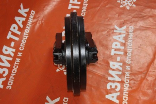 Колесо направляющее (ленивец) Yanmar B3 фото 5