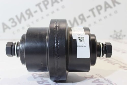 Опорный каток на Bobcat E46