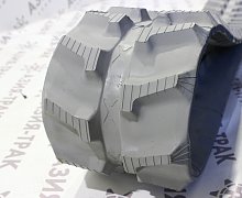 Резиновая гусеница 200x72x47 (белая) Резиновая гусеница 200x72x47 (белая)