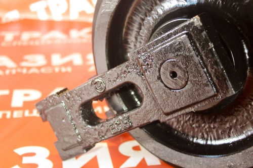 Колесо направляющее (ленивец) VOLVO EC15 фото 4