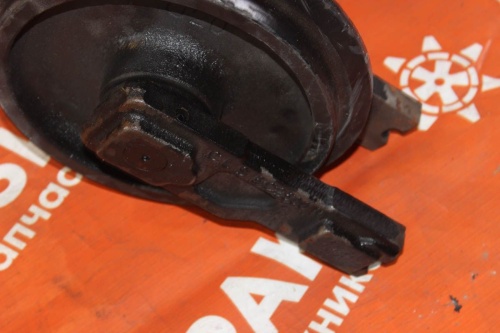 Колесо направляющее (ленивец) Bobcat E25 фото 2 Колесо направляющее (ленивец) Bobcat E25 фото 2