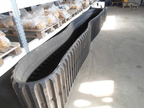 Резиновая гусеница 700x100x102 фото 2