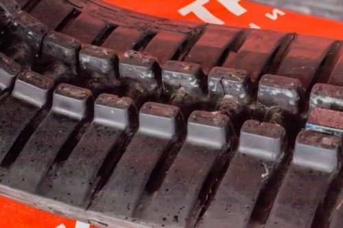 Резиновая гусеница 300x52,5x78W фото 3 Резиновая гусеница 300x52,5x78W фото 3