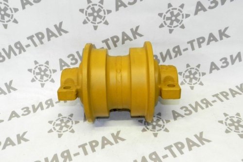 Опорный каток на Komatsu D31 Опорный каток на Komatsu D31