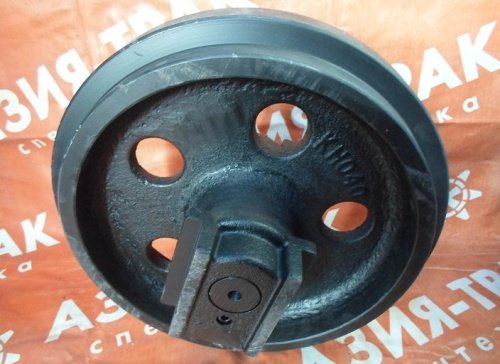 Колесо направляющее (ленивец) Kubota K040