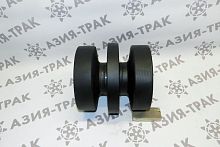 Опорный каток на Bobcat T62 Опорный каток на Bobcat T62