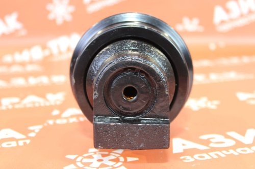 Опорный каток на Kubota K030 (2) фото 2 Опорный каток на Kubota K030 (2) фото 2