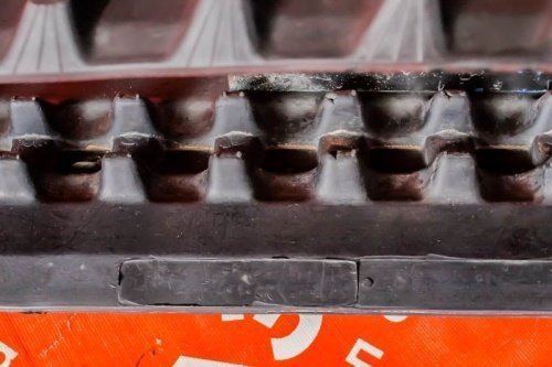 Резиновая гусеница 230x72x39 фото 3