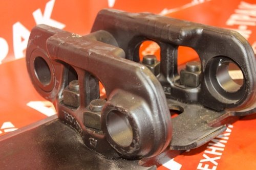 Звено цепи гусеничной с траком Komatsu PC200-5/DH220 (M20) с пальцем фото 3