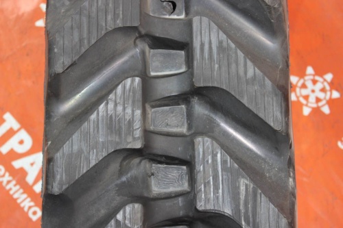 Резиновая гусеница 300x71x74 фото 4