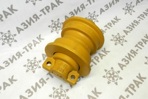 Опорный каток на Komatsu D31 фото 2 Опорный каток на Komatsu D31 фото 2