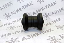 Опорный каток на Bobcat E26 (резин. гусеницы) Опорный каток на Bobcat E26 (резин. гусеницы)