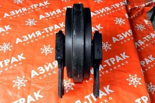 Колесо направляющее (ленивец) Bobcat E45 фото 2 Колесо направляющее (ленивец) Bobcat E45 фото 2