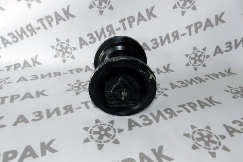 Опорный каток на Yanmar B37 фото 2 Опорный каток на Yanmar B37 фото 2