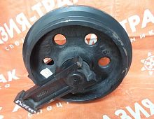 Колесо направляющее (ленивец) Hitachi EX55UR.3 Колесо направляющее (ленивец) Hitachi EX55UR.3