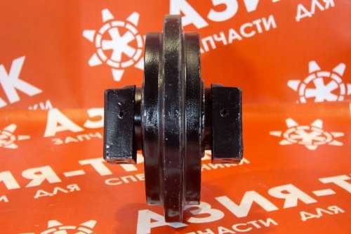 Колесо направляющее (ленивец) Kubota K014