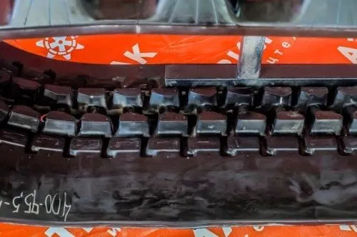 Резиновая гусеница 400x75,5x74Y фото 3 Резиновая гусеница 400x75,5x74Y фото 3