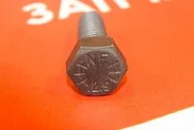 Болт для приводной звезды 14*2*40 Болт для приводной звезды 14*2*40