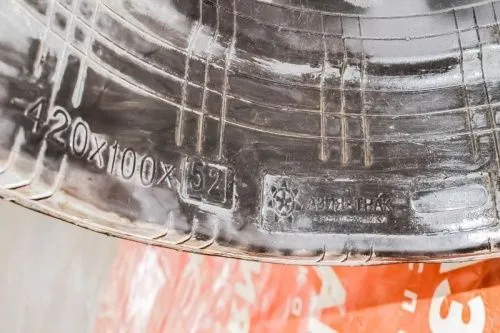 Резиновая гусеница 420x100x52 фото 4 Резиновая гусеница 420x100x52 фото 4