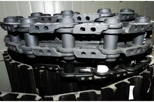 Цепь гусеничная Komatsu PC27 (37L) Цепь гусеничная Komatsu PC27 (37L)