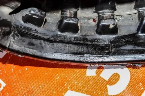 Резиновая гусеница 150x60x28 фото 4 Резиновая гусеница 150x60x28 фото 4