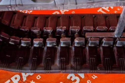 Резиновая гусеница 400x73x74 фото 3 Резиновая гусеница 400x73x74 фото 3