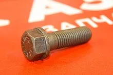 Болт для приводной звезды 16*2*50 Болт для приводной звезды 16*2*50