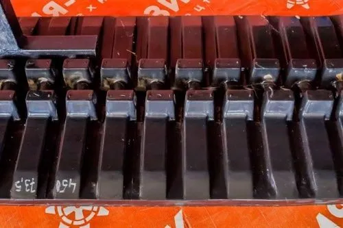 Резиновая гусеница 450x73,5x80 фото 3 Резиновая гусеница 450x73,5x80 фото 3