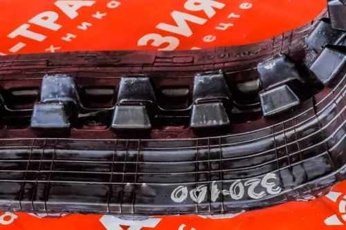 Резиновая гусеница 320x100x46 фото 3 Резиновая гусеница 320x100x46 фото 3